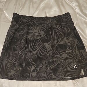Black/green Patterned Skirt with Spandex Shorts